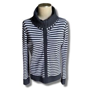 Lululemon "In a Cinch" Reversible Long Sleeve Cowl Neck Pullover